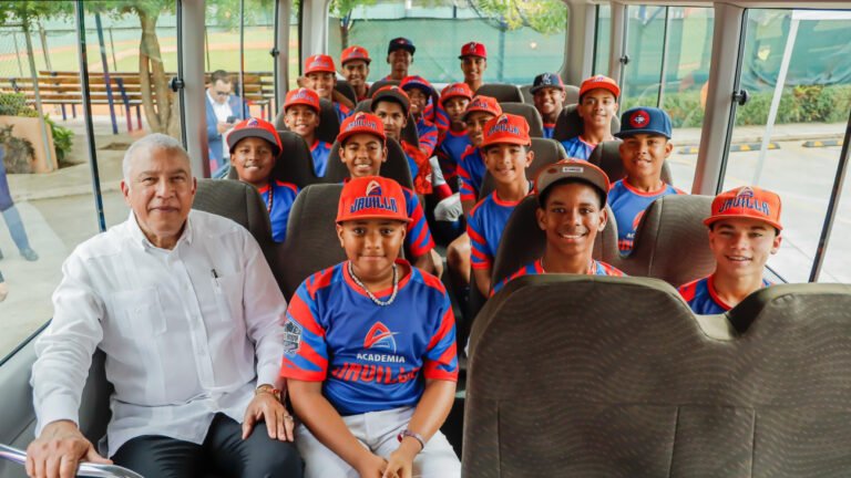 Academia de béisbol La Javilla