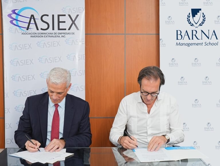 thumbnail_ASIEX-Firma-con-Barna-39