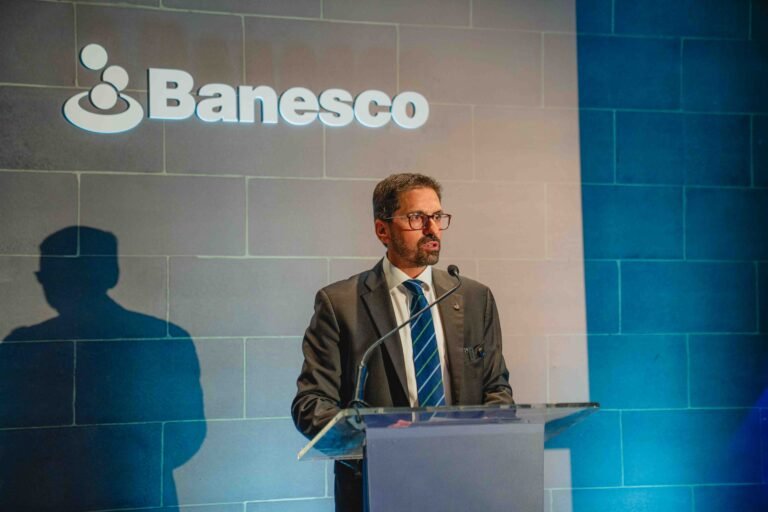 Alejandro Peña VP Negocios Banesco.