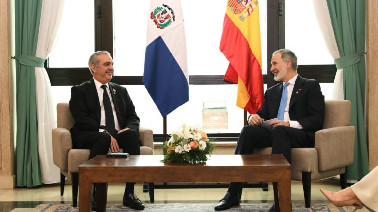 Presidente Abinader se reúne con el rey de España