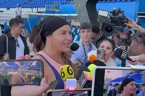 Karla Sofía Gascon en el V Juego de Estrellas de Premios Platino 2025.