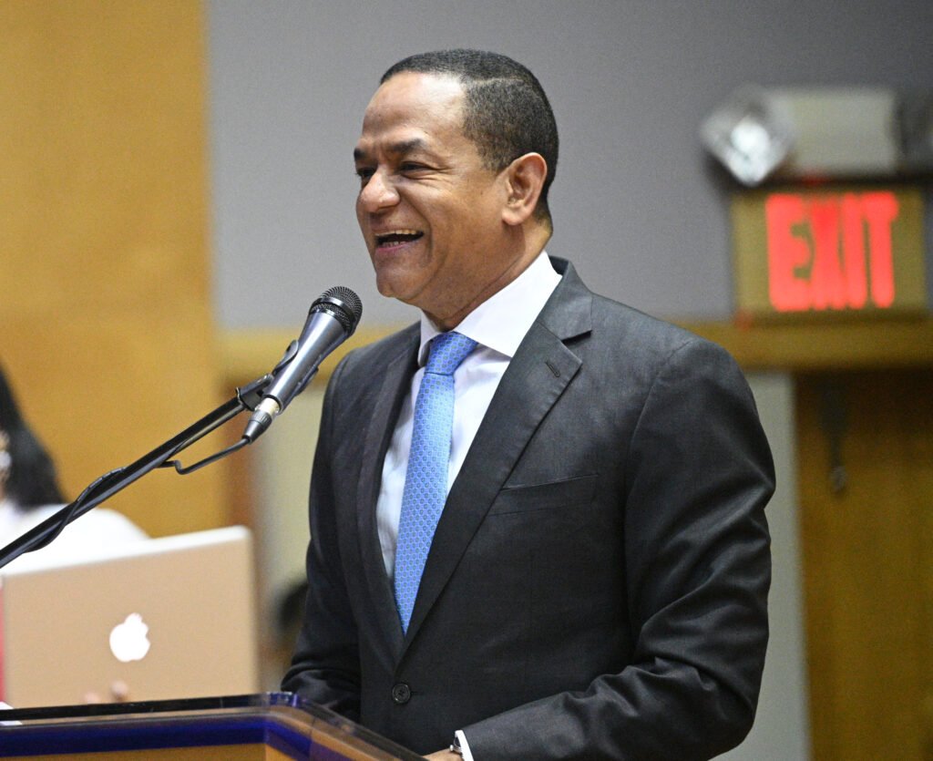 Julio Cesar Valentin