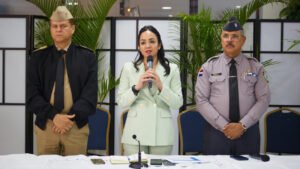 La ministra de Interior y Policía al dar sus declaraciones