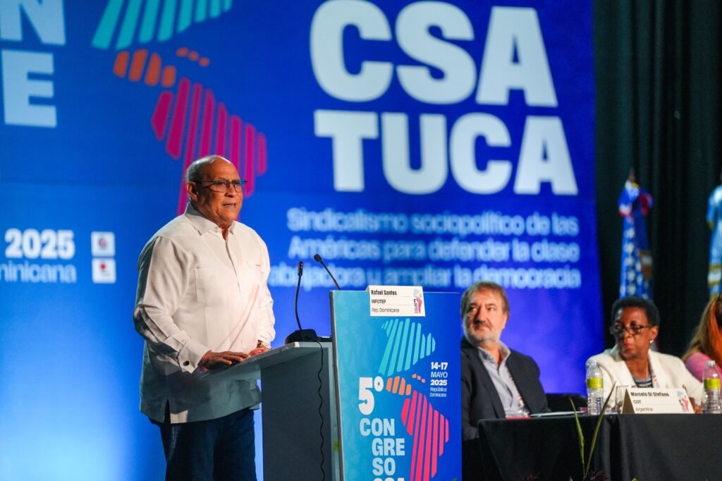 Rafael Santos Badíia, director general del Infotep en el acto de clausura del 5to Congreso de la CSA