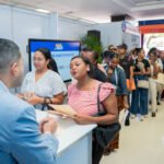 jovenes_empleo_Ministerio-de-la-juventud_feria-empleo-pucmm-2025_carlos-valdel_mi-primera-oportunidad