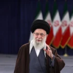 Líder supremo de Irán advierte a EE.UU de daños irreparables si se une a los ataques de Israel
