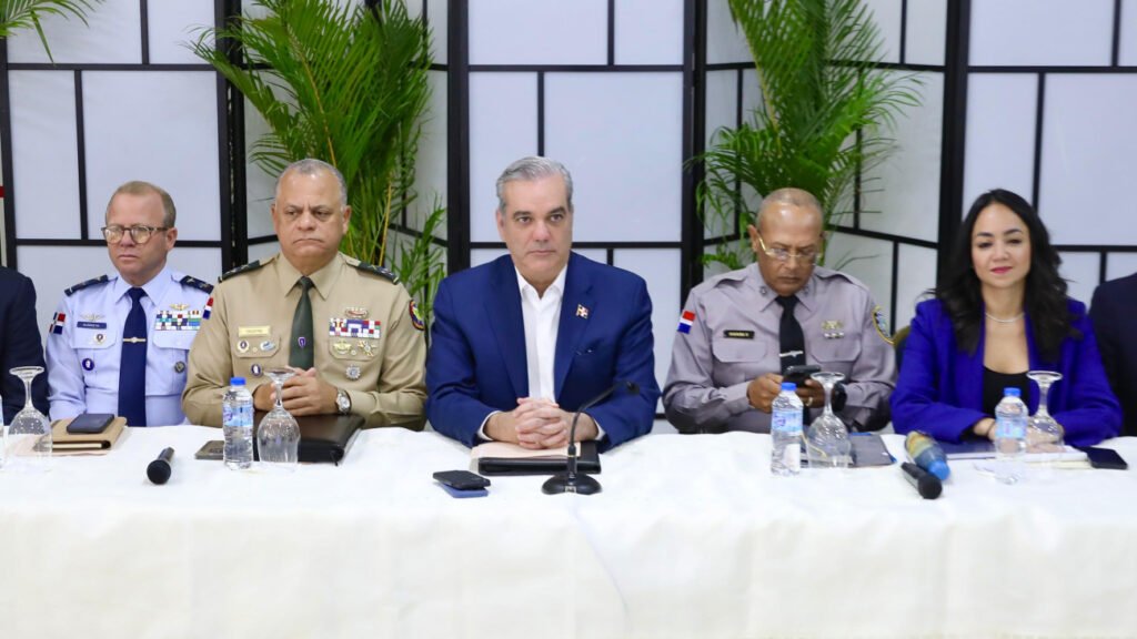 Presidente Abinader encabeza reunión de seguimiento al Plan de Seguridad Ciudadana