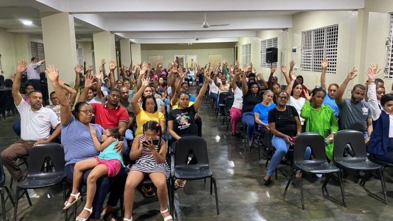 padres escuela Cristo Rey