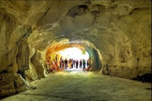 Cuevas del pomier (PrensaLibreRD.Com)