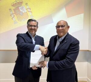 Miguel Ángel Blanco Cedrú fundador y director académico de la Spain Business School (SBS) y Rafael Santos Badía, director general del INFOTEP