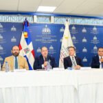 Ministros Magín Díaz y Víctor -Ito- Bisonó sostuvieron encuentro con representantes del sector Mipymes-