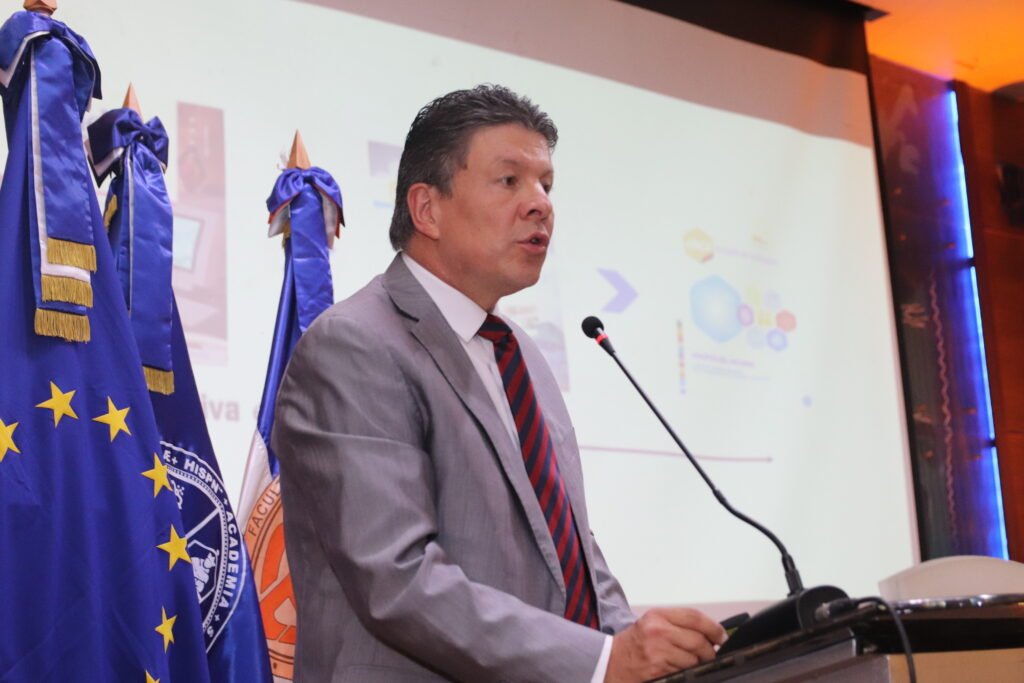 Alberto Mora Roman_Coordinador de la Investigacion