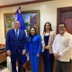 Moisés Ayala, Aracelis Villanueva, Amelia Reyes y Ramón Chavez