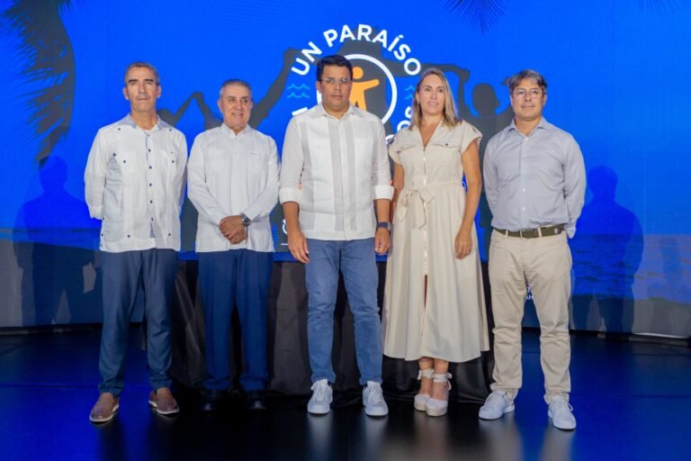 PRINCIPAL_Pablo Jaureguizar, Andres Fernandez, David Collado, Ana Garcia-Sotoca y Rafael Blanco.