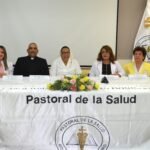 Dra María Pichardo, padre Ramón Báez, sor Trinidad Ayala, Dra Mircia Pacheco, Ingrid Paiewonsky DSC_0104