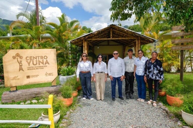 INFOTEP inaugura Centro de Formación 63 en Loma de Blanco con apoyo de Fundación Popular -