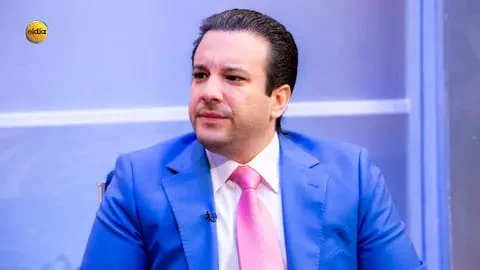 Jochy Gómez falsifica documento para impugnar a través de ADOCCO licitación de licencias de conducir