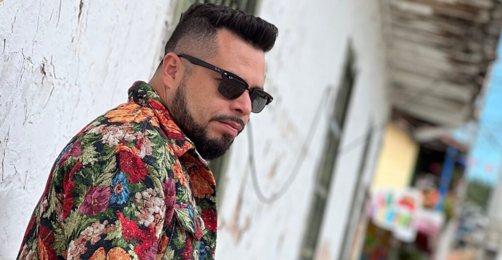 Julián López entra a Kick y rompe esquemas como la voz popular que conquista el streaming