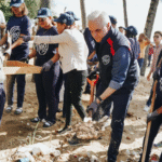 Ministro Luis Miguel De Camps encabeza primera acción formativa de “Agentes al 100” con jornada de limpieza en la playa de Montesinos