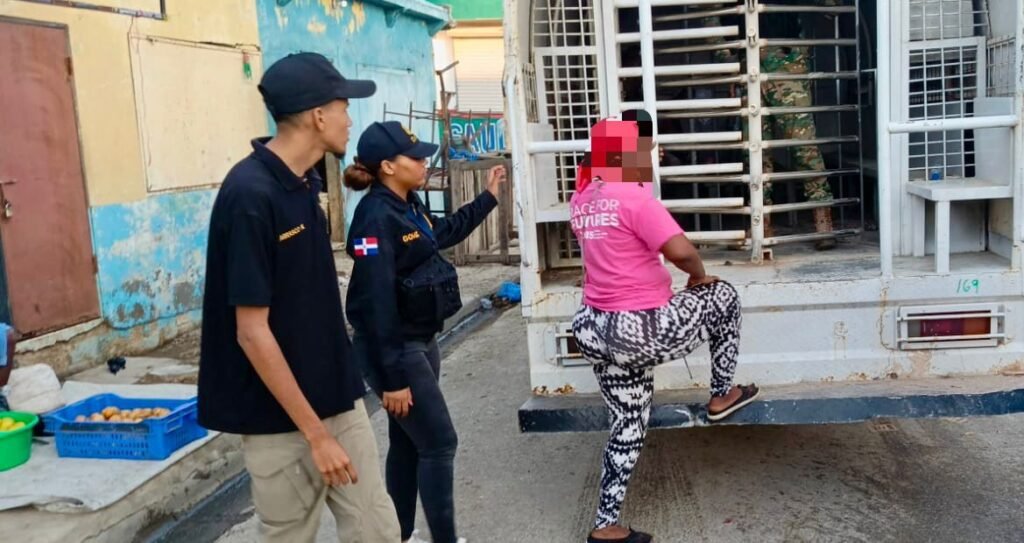 WhatsApp Image 2025-11-09 at 2.43.05 PM (2)