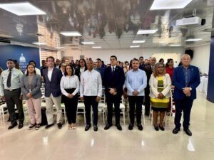 intran y ney arias lora