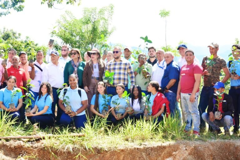 Director del FEDA, Hecmilio Galván, promoviendo la agroecología y el agroturismo