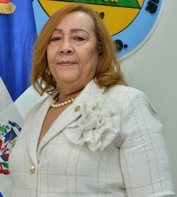 Lucía Matos MEJía Presidenta de la Fundacion de Desarrollo de Azua