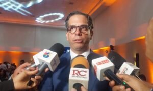 Empresario-Cesar-DargaM-900x536