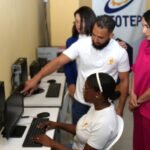 Aula de  informática equipadas por INFOTEP en Capotillo -