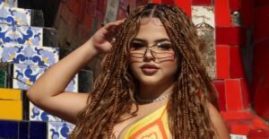 Sara Valentina Lanza “Gatiñho”, un Hit Global que Une Colombia y Brasil