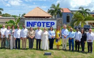 Visita de la presidenta del Gobierno de las Islas Baleares, Margalida (Marga) Prohens al Hotel Escuela de Hoteleria del Infotep en Sabana de la Mar