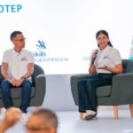 Cristian Núñez, medallista de bronce en WorldSkills Bogotá 2014 y Nancy Castillo, ganadora de la medalla de plata en WorldSkills Chile 2020