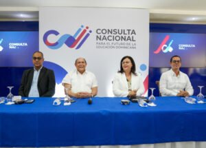 Rafael Santos Badía, Maira Morla, Ayacx Mercedes y Fahd Yamani Jacobo