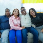 Rafael Durán, esposa e hijos formados y capacitados por el INFOTEP