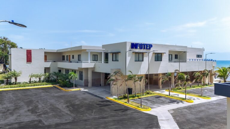 Hotel Escuela de FTP Guarocuya INFOTEP Barahona