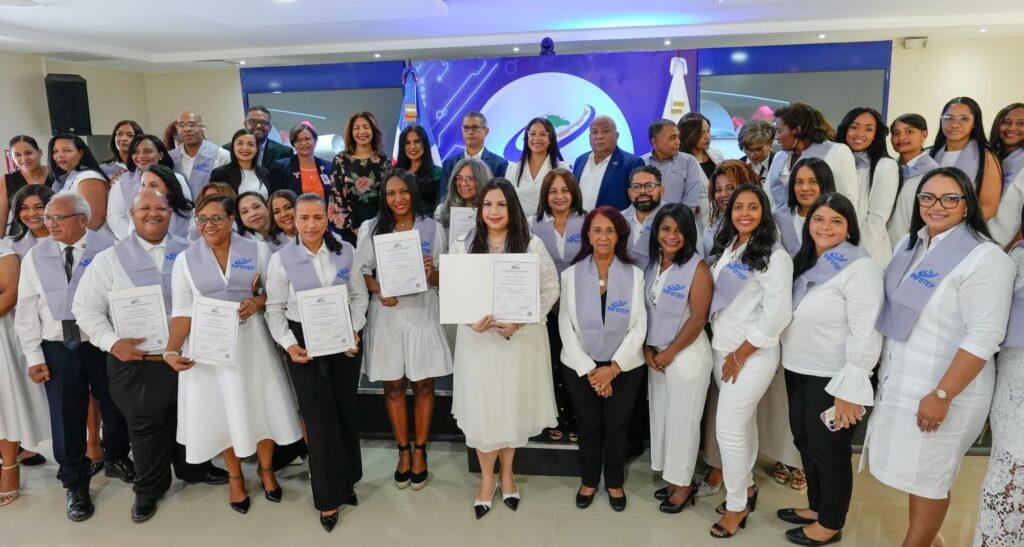 INFOTEP  Y CIPESA Certifican a 65 periodistas formados en Comunicación Estratégica en Salud