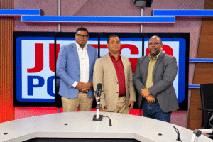 Maestro Noel de la Rosa,  en el programa Juego Politico, junto a Melvinson Almánzar y Joel Suero