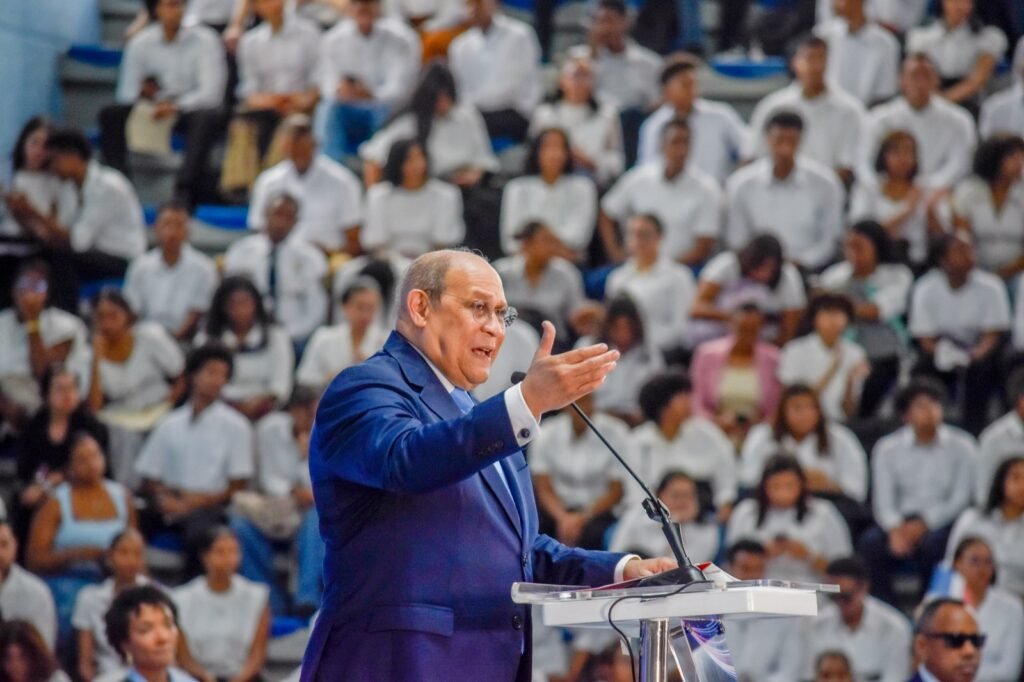 Profesor Rafael Santos