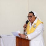 Sor Trinidad Ayala, coordinadora general de la Pastoral de la Salud se dirige a los presentes