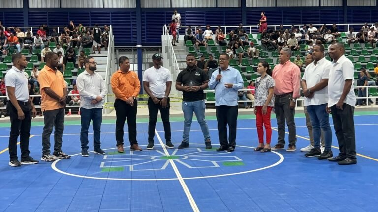 RAMON CHAVEZ R. AGRADECE RECONOCIMIENTO EN CJB